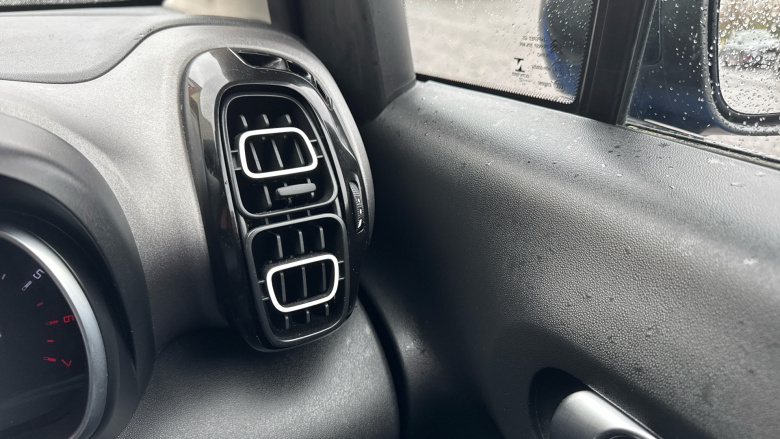 Citroen C3 Aircross 1.2 PureTech 110 Shine 5dr Petrol Hatchback